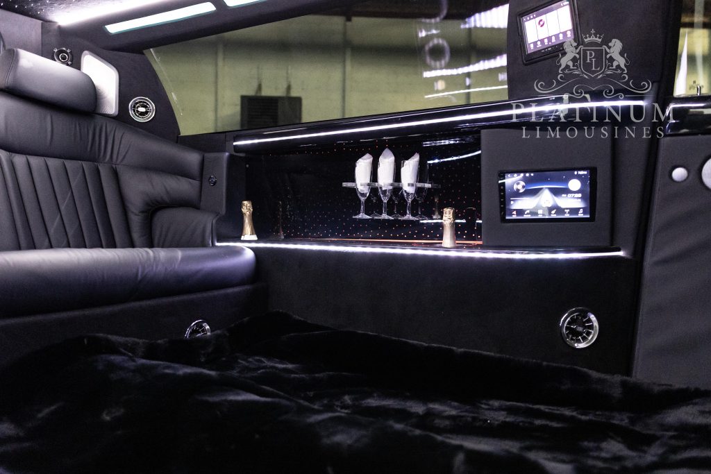 Rolls Royce Phantom Limo Hire (Interior)