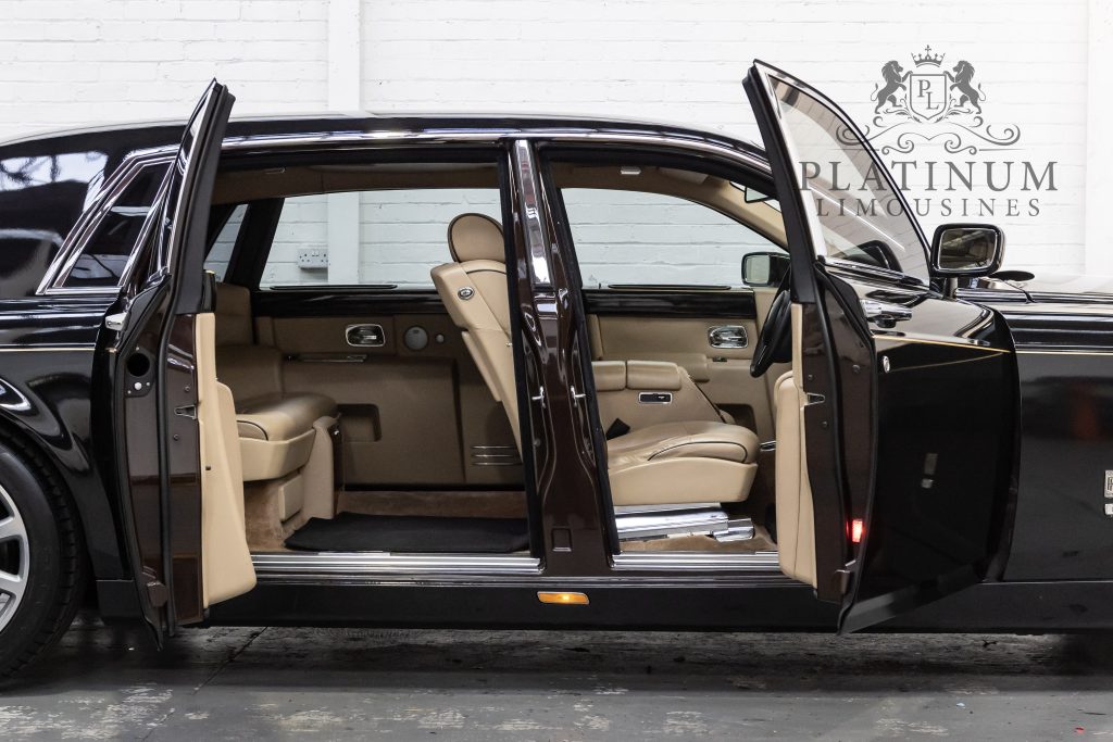 Black Rolls Royce Phantom EWB Hire