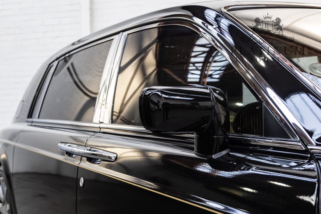 Black Rolls Royce Phantom EWB Hire