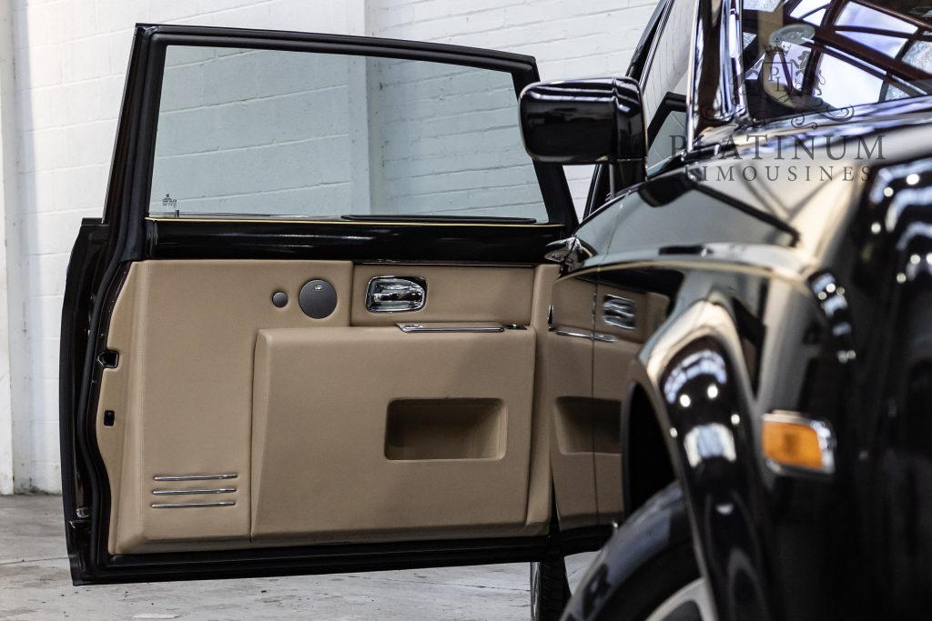 Black Rolls Royce Phantom EWB Hire